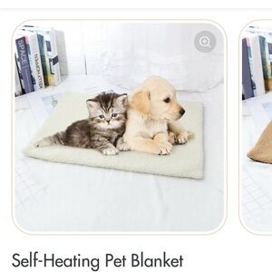 Self-Heating Pet Blanket Pad